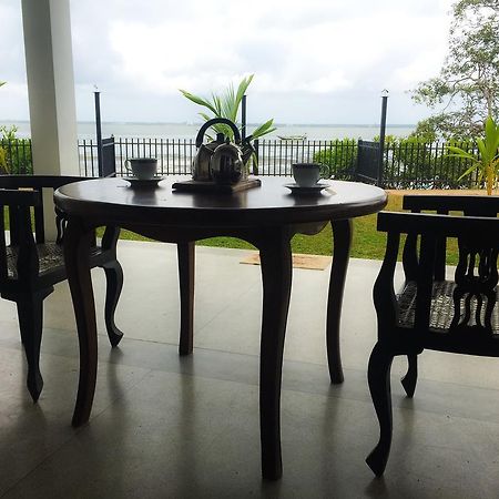 Negombo Holiday Home Exterior foto